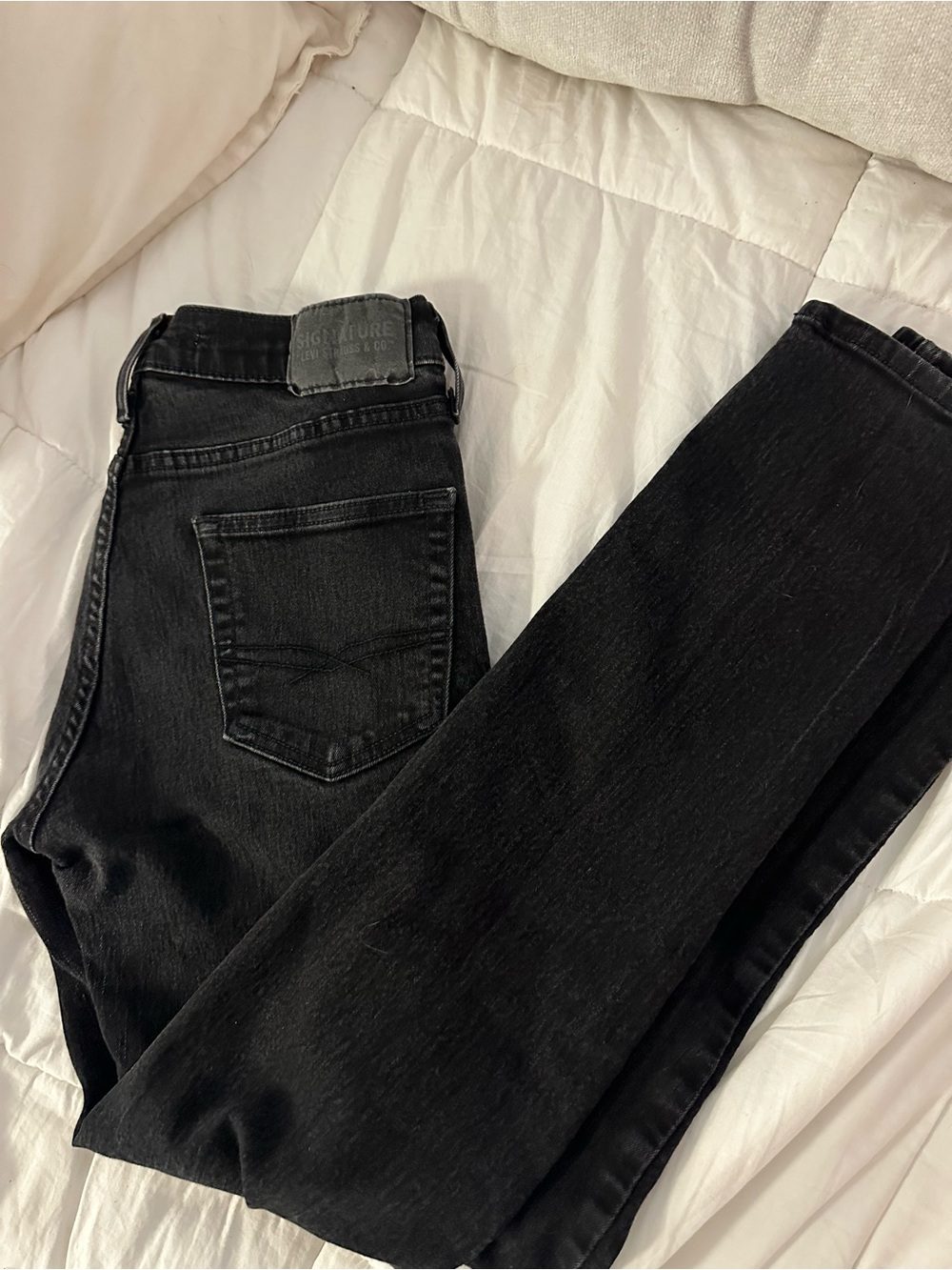 Signature by Levi Strauss Black Skinny Jeans - Women's